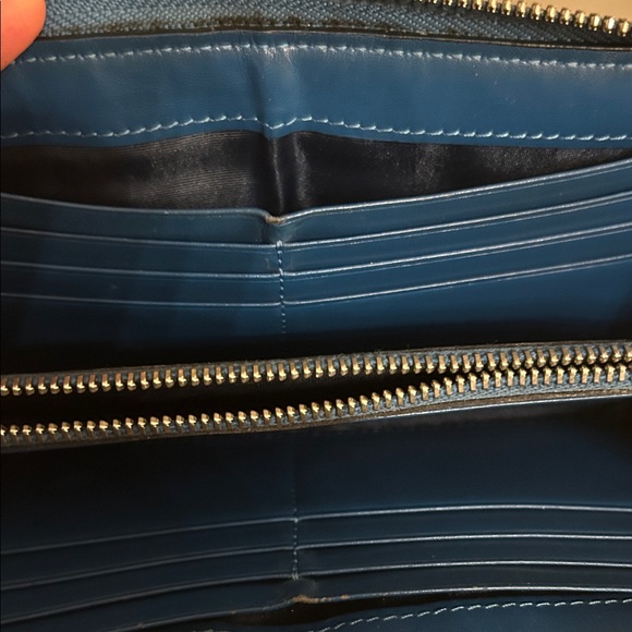 MCM | Visetos zip-around long wallet. - Picture 7 of 9